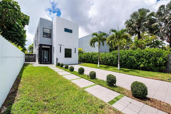Grapeland, 2320 SW 14th St, Miami, Florida 33145, image 1