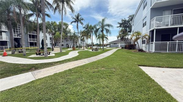 Le Club At Old Cutler, 8560 SW 212th St #203, Cutler Bay, Florida 33189, image 1