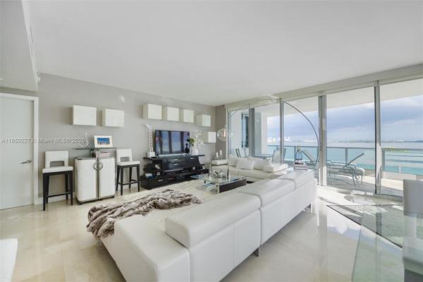 Jade Residences At Brickell Bay, 1331 Brickell Bay Dr #811, Miami, Florida 33131, image 1