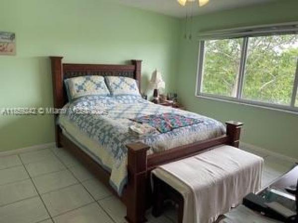 Hollybrook Golf & Tennis Club, 8981 S Hollybrook Blvd #302, Pembroke Pines, Florida 33025, image 2