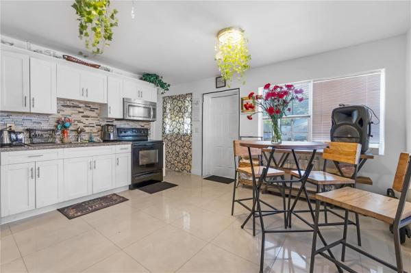Hollywood Park, 2128 Cleveland St, Hollywood, Florida 33020, image 1