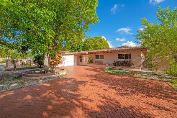 Heftler Homes Sunset Park, 9835 SW 85th St, Kendall, Florida 33173, image 2