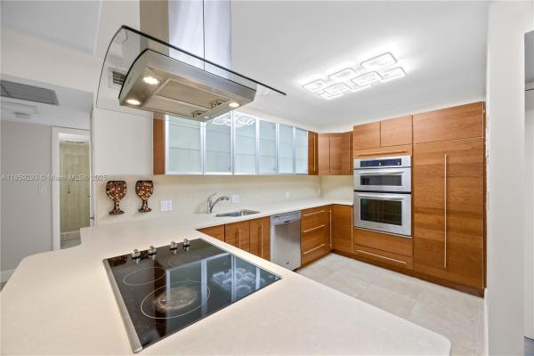 Coronado Towers, 20379 W Country Club Dr 1239, Aventura, Florida 33180, image 1