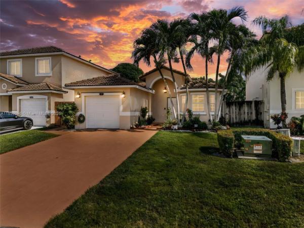 Windy Pointe, 8711 SW 214th St, Cutler Bay, Florida 33189, image 1