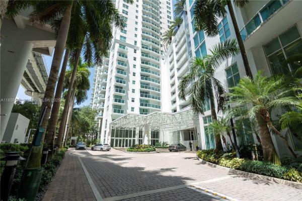 Brickell On The River North Tower, 31 SE 5th St 2610, Miami, Florida 33131, image 1