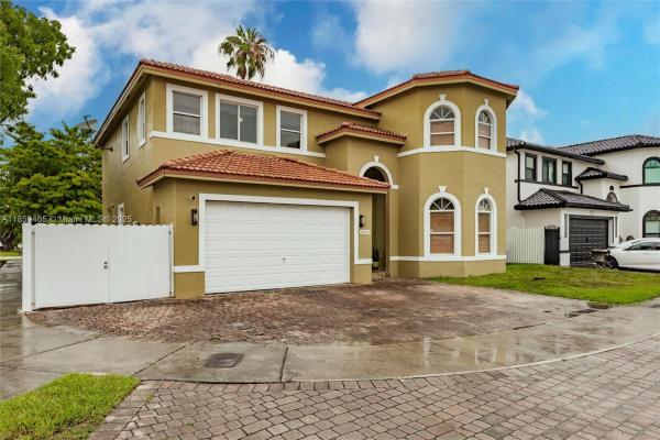 Gavicar Homes, 10197 SW 26th Ter, University Park, Florida 33165, image 3