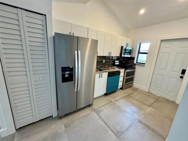 Dupont, 3 NE 70th St #1, Miami, Florida 33138, image 1