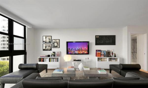 Nine Island Avenue, 9 Island Ave #614, Miami Beach, Florida 33139, image 2