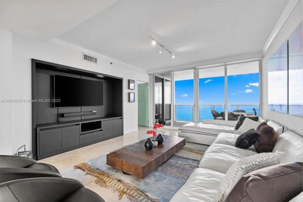 Ocean Two, 19111 Collins Ave #2704, Sunny Isles Beach, Florida 33160, image 3