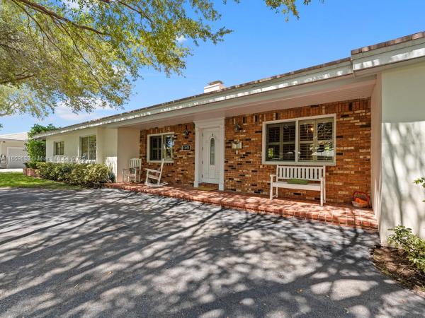 Country Squire Mnr, 13050 SW 71st Ave, Pinecrest, Florida 33156, image 3