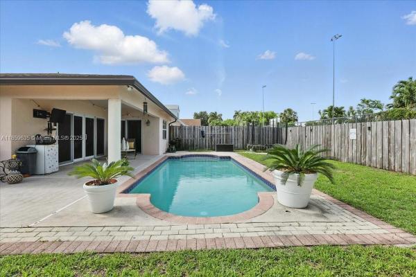 The Colony At Stirling, 5874 SW 97th Ter, Cooper City, Florida 33328, image 1