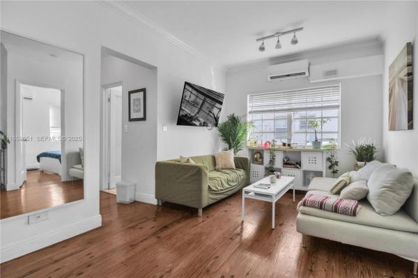 The Lorena, 830 10th St #1, Miami Beach, Florida 33139, image 3