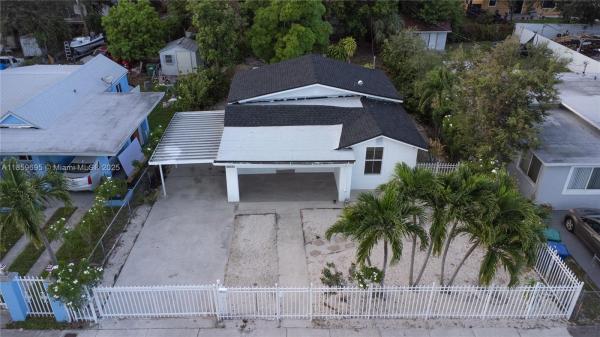 2429 NW 86th St, Miami, Florida 33147, image 1