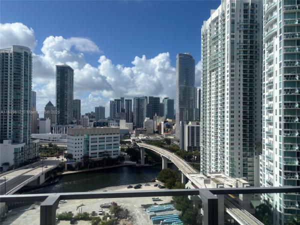 Reach Brickell City Centre, 68 SE 6th St #1212, Miami, Florida 33131, image 2