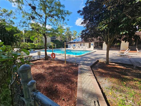 Greenglades, 8429 Forest Hills Dr #305, Coral Springs, Florida 33065, image 1