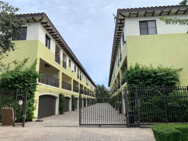 Grove Villas, 3204 Bird Ave 105, Miami, Florida 33133, image 1