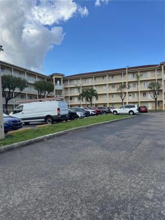 San Marco Villas, 6940 NW 179th St #405-7, Hialeah, Florida 33015, image 1