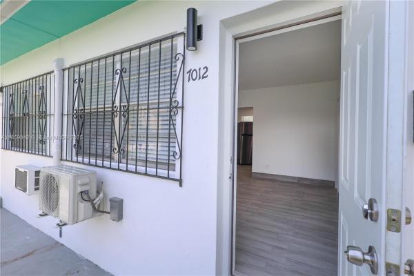 7th Avenue Highlands, 7010 NW 5th Pl, Miami, Florida 33150, image 1
