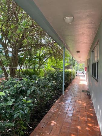 Marseille Deco, 1265 Marseille Dr #31, Miami Beach, Florida 33141, image 2