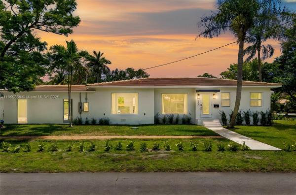 Griffing Biscayne Park Estates, 701 NE 119th St, Biscayne Park, Florida 33161, image 1