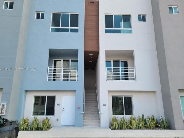 2555 NE 193rd St #2114, Unincorporated Dade County, Florida 33180, image 1