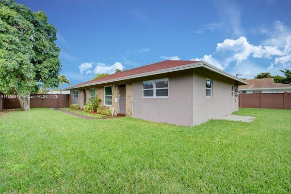 Seacrest Park, 2203 NE 3rd Ave #2203, Delray Beach, Florida 33444, image 1