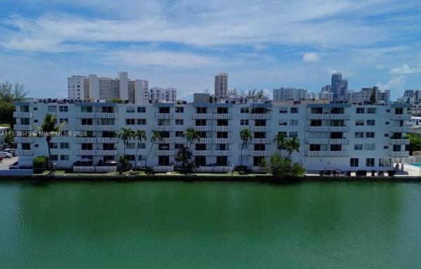 Waterway Plaza, 7900 Tatum Waterway Dr #508, Miami Beach, Florida 33140, image 1