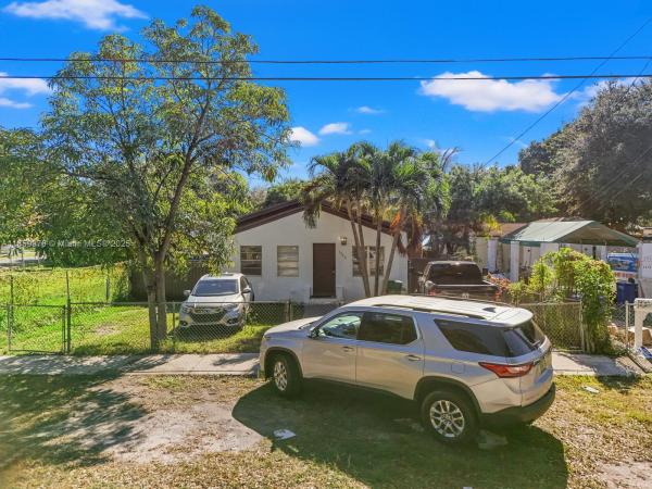North Miami Estates, 1304 NW 43rd St, Miami, Florida 33142, image 1