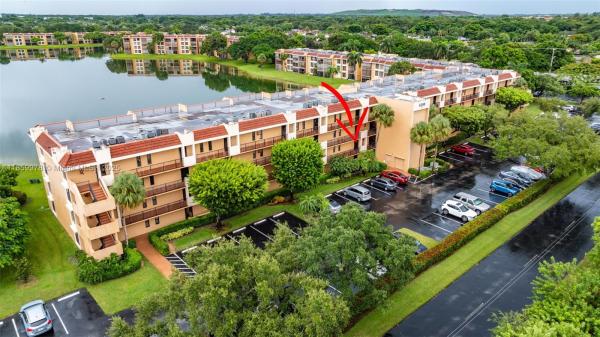 6219 Coral Lake Dr #207, Margate, Florida 33063, image 1