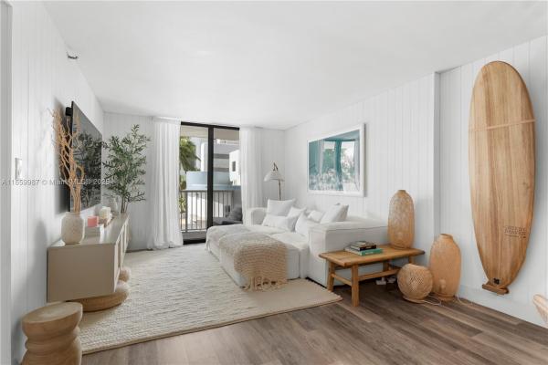 Vendome Place, 4301 Collins Ave 207, Miami Beach, Florida 33140, image 1