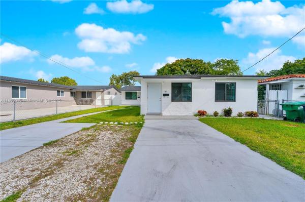 7391 SW 22nd St #7391, Unincorporated Dade County, Florida 33155, image 1