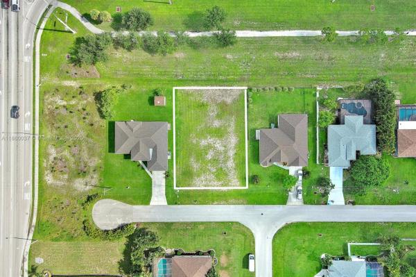 Cape Coral, 1519 SW 25th St, Cape Coral, Florida 33914, image 3