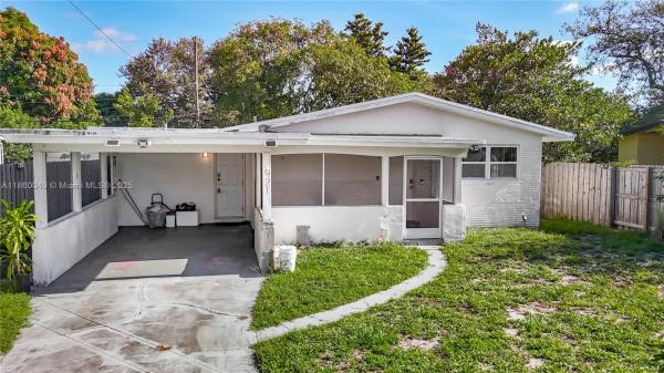 Chateau Park, 921 NW 14th St, Fort Lauderdale, Florida 33311, image 1