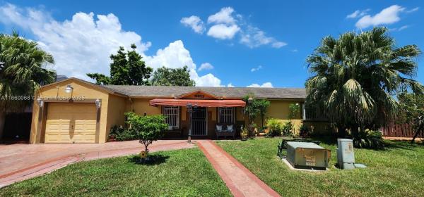 18959 NW 63rd Court Cir, Hialeah, Florida 33015, image 1