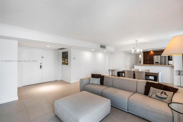 The Riviera, 2401 Collins Ave #1808, Miami Beach, Florida 33140, image 2