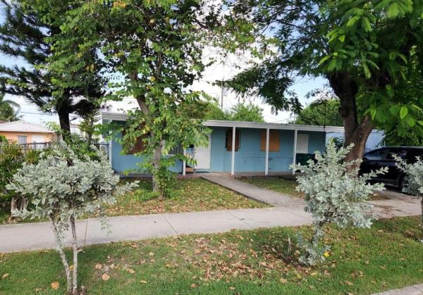 Coral Bay Manor, 1461 NW 2nd Ct, Florida City, Florida 33034, image 3