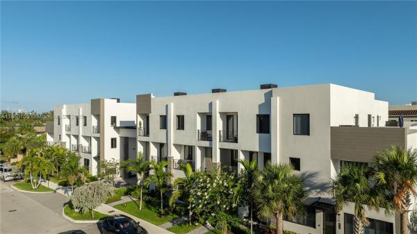 Parc 12 Townhomes, 436 SE 12th Ct, Fort Lauderdale, Florida 33316, image 1