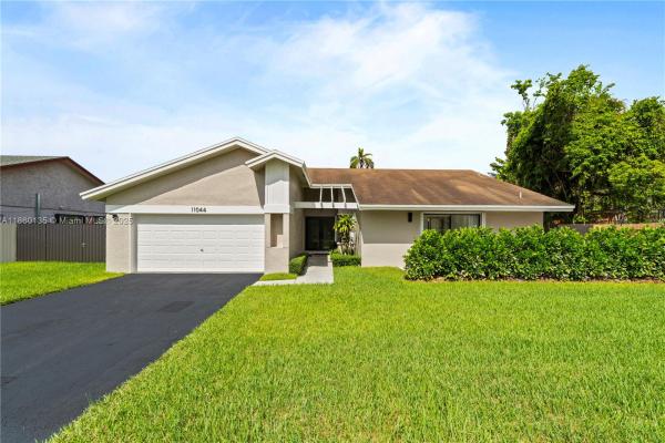 11044 SW 128th Ct, Unincorporated Dade County, Florida 33186, image 1