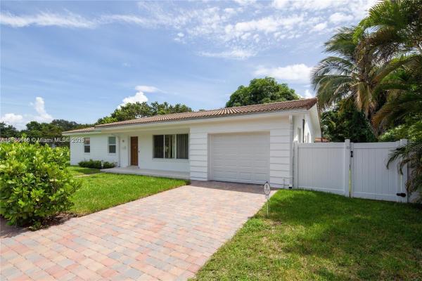10 NW 100th St, Miami, Florida 33150, image 1