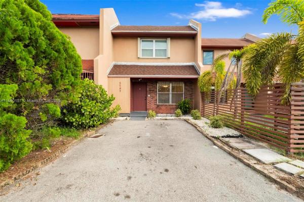 Leslie Estates, 2787 NW 196th St, Miami Gardens, Florida 33056, image 1