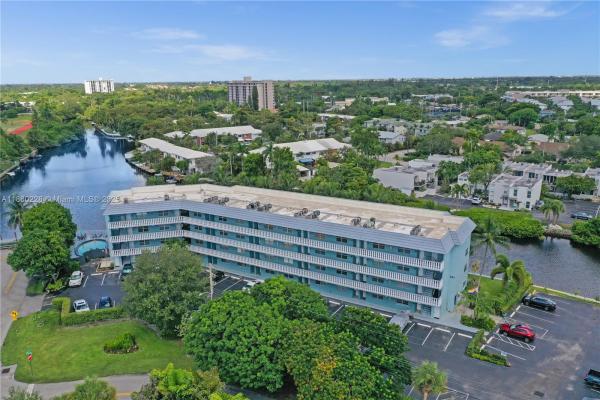Camelot Shores, 801 NE 18th Ct #209, Fort Lauderdale, Florida 33305, image 1