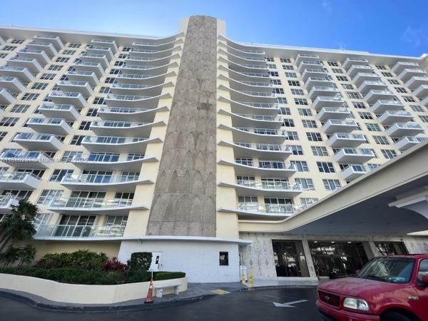 5600 Collins, 5600 Collins Ave #17T, Miami Beach, Florida 33140, image 1