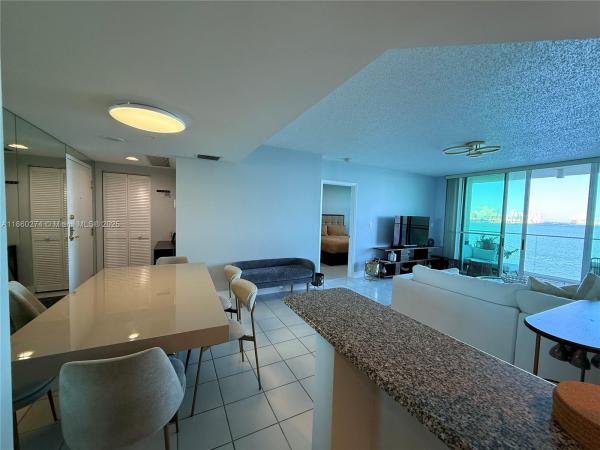 St Louis, 800 Claughton Island Dr #703, Miami, Florida 33131, image 1