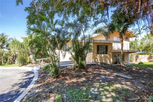 Winfield Park, 445 NE 20th St, Boca Raton, Florida 33431, image 1