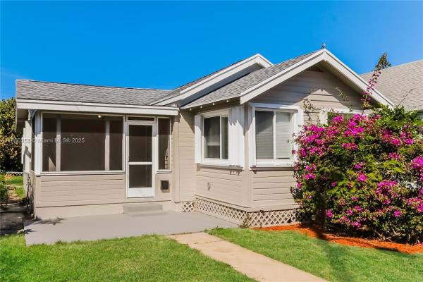 Lake Worth Town, 713 S N St, Lake Worth Beach, Florida 33460, image 1