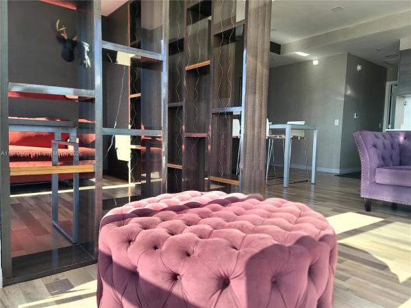 Centro, 151 SE 1st St #PH11, Miami, Florida 33131, image 1