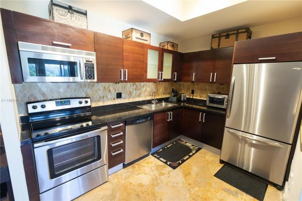 Cocostyle, 3250 Grand Ave #404, Miami, Florida 33133, image 1