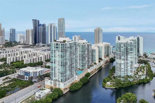 Parque Towers, 330 Sunny Isles Blvd #5-907, Sunny Isles Beach, Florida 33160, image 1