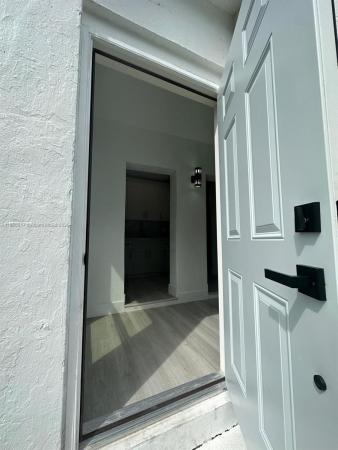 1090 NW 77th St #Rear, Unincorporated Dade County, Florida 33150, image 1