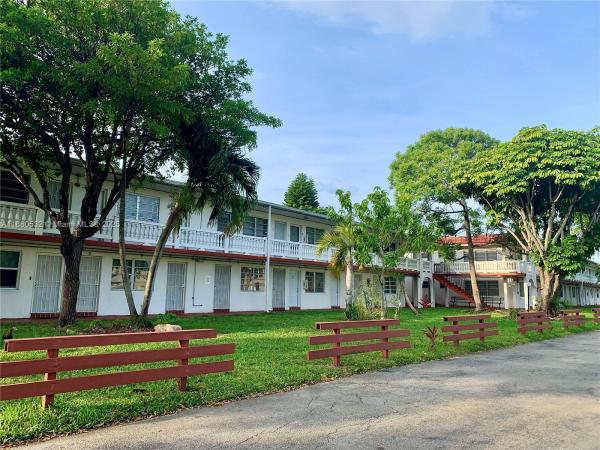 Romont South, 175 NE 203 Ter 6, Miami Gardens, Florida 33179, image 1